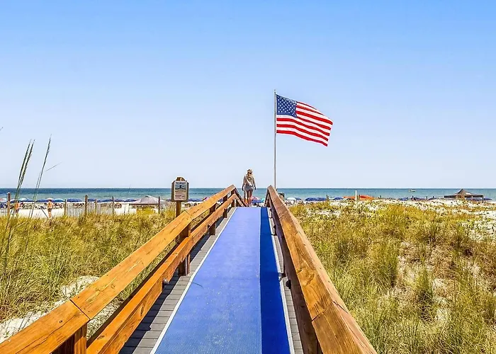 Updated 3 Bed 3 Bath On 17th Floor - Walk To Hangout - Free Daily Activities! Apartment Gulf Shores