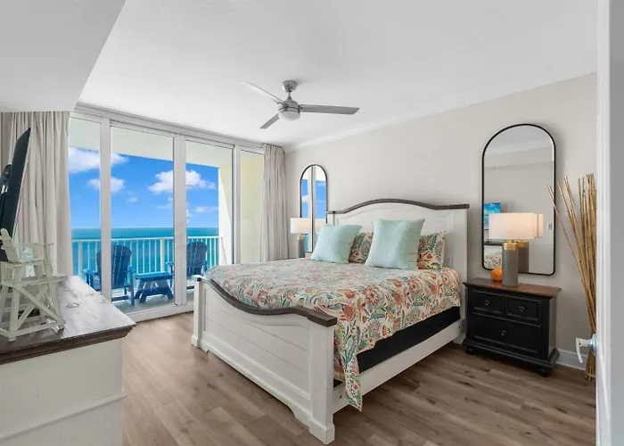 Updated 3 Bed 3 Bath On 17th Floor - Walk To Hangout - Free Daily Activities!