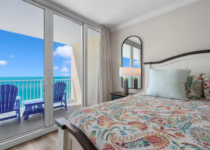 Apartment Updated 3 Bed 3 Bath On 17th Floor - Walk To Hangout - Free Daily Activities!