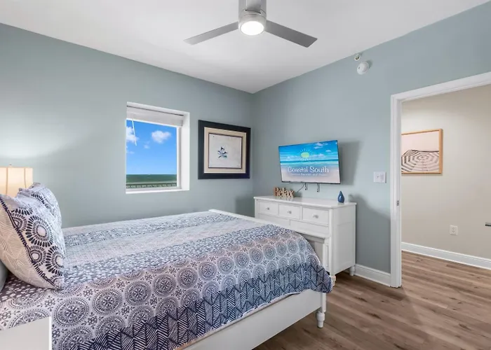 Apartment Updated 3 Bed 3 Bath On 17th Floor - Walk To Hangout - Free Daily Activities! Gulf Shores