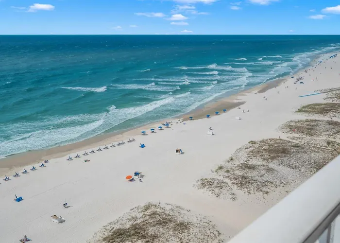 Updated 3 Bed 3 Bath On 17th Floor - Walk To Hangout - Free Daily Activities!
