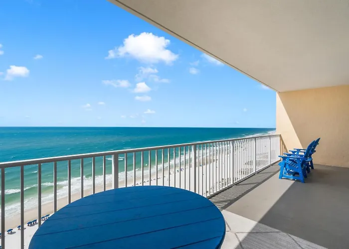 Updated 3 Bed 3 Bath On 17th Floor - Walk To Hangout - Free Daily Activities!