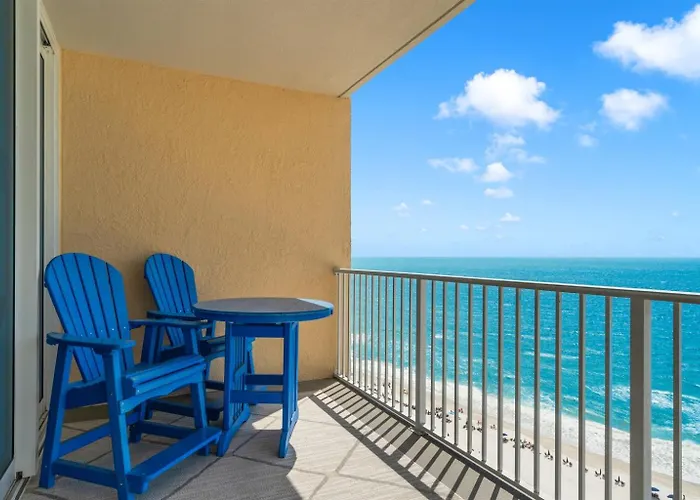 Updated 3 Bed 3 Bath On 17th Floor - Walk To Hangout - Free Daily Activities!